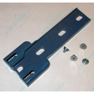 Синий пластмассовый фиксатор-защёлка HP 224981-001 для 5.25" устройств в HP ML370 (Новочебоксарск)